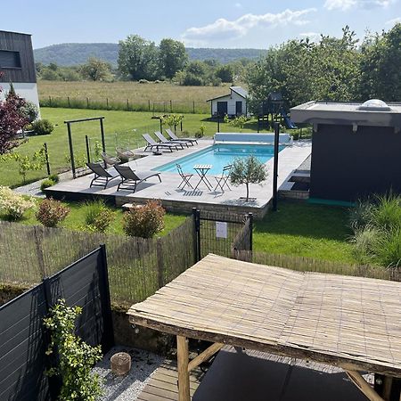 Appart-Hotel N 3 Avec Terrasse, Piscine, Petit-Dejeuner Et Parking Prive Chouzelot Buitenkant foto