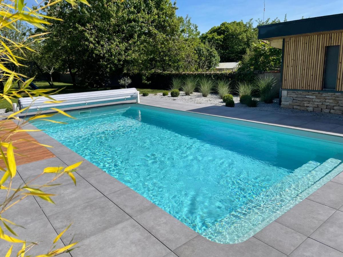 Appart-Hotel N 3 Avec Terrasse, Piscine, Petit-Dejeuner Et Parking Prive Chouzelot Buitenkant foto