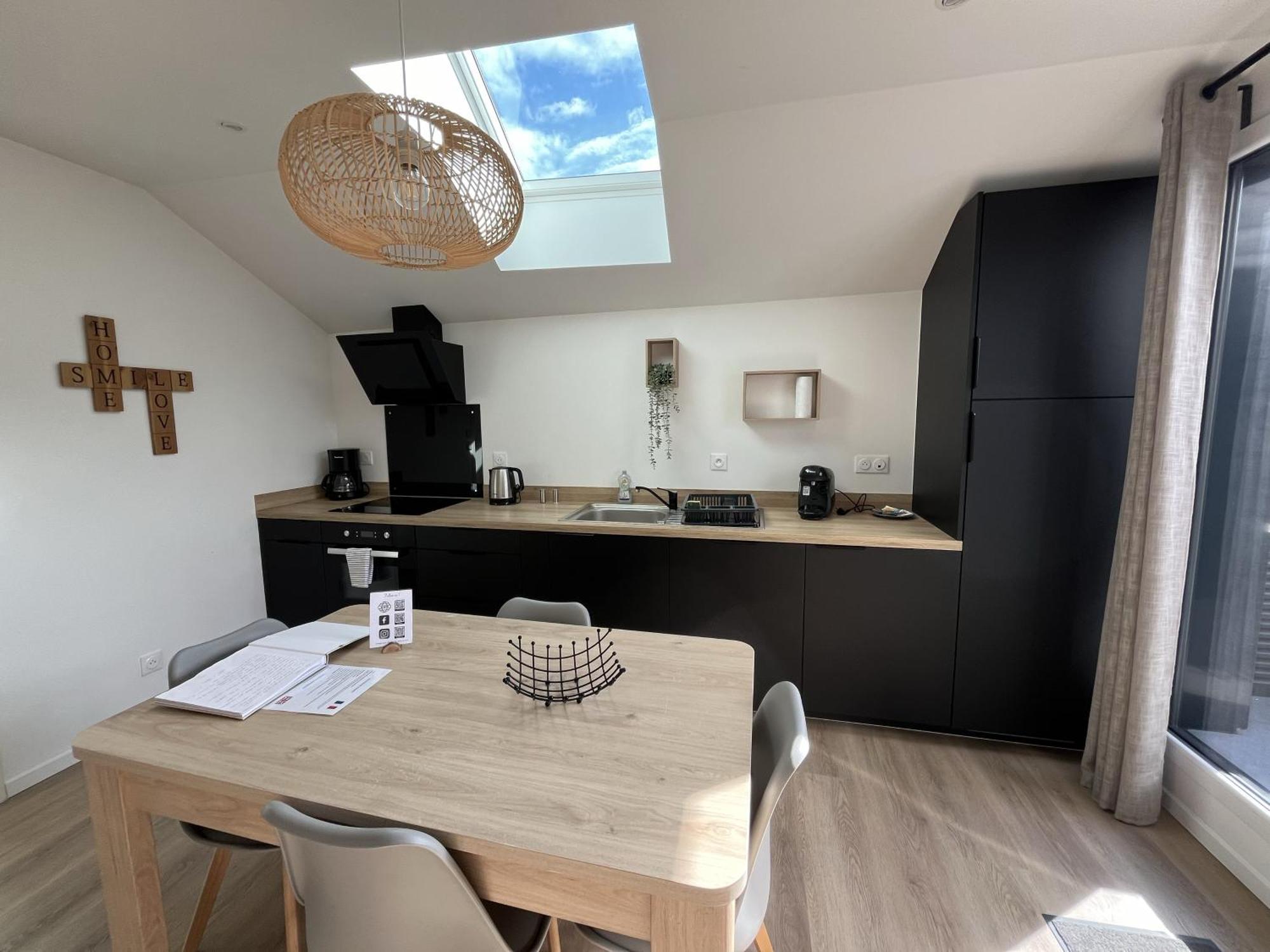 Appart-Hotel N 3 Avec Terrasse, Piscine, Petit-Dejeuner Et Parking Prive Chouzelot Buitenkant foto